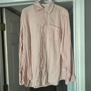 Banana Republic Light Pink Casual Button Down Shirt